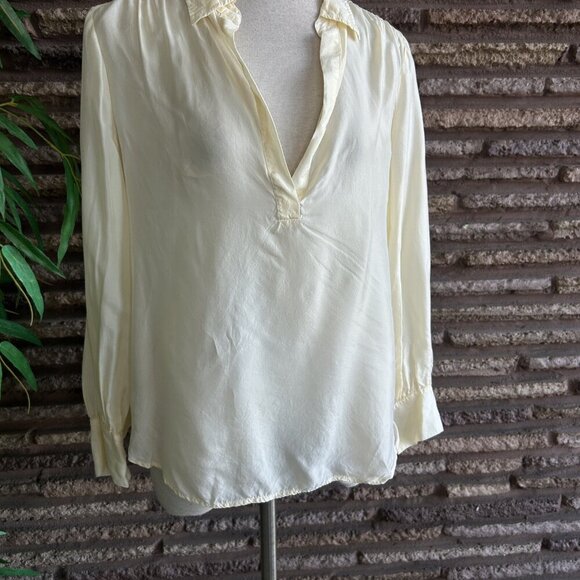 J. Crew Eco Cupro Blend Chamois Collared Popover Long Sleeve Top Size Medium - Picture 4 of 7